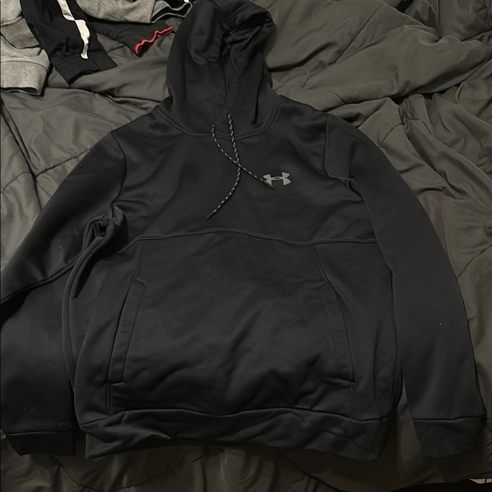 Under Armour black Hoodie
